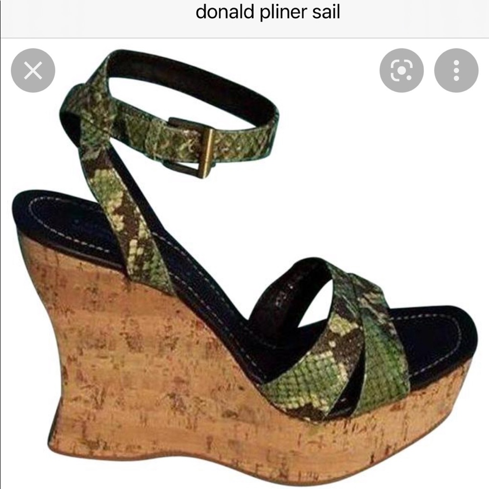 Donald J. Pliner SAIL snakeskin wedge